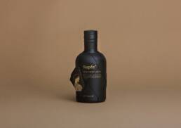 sapfo-olive-oil-chris-trivizas-2-1000x707